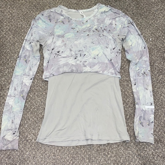 Lululemon Long Sleeve Shirt - Picture 1 of 5